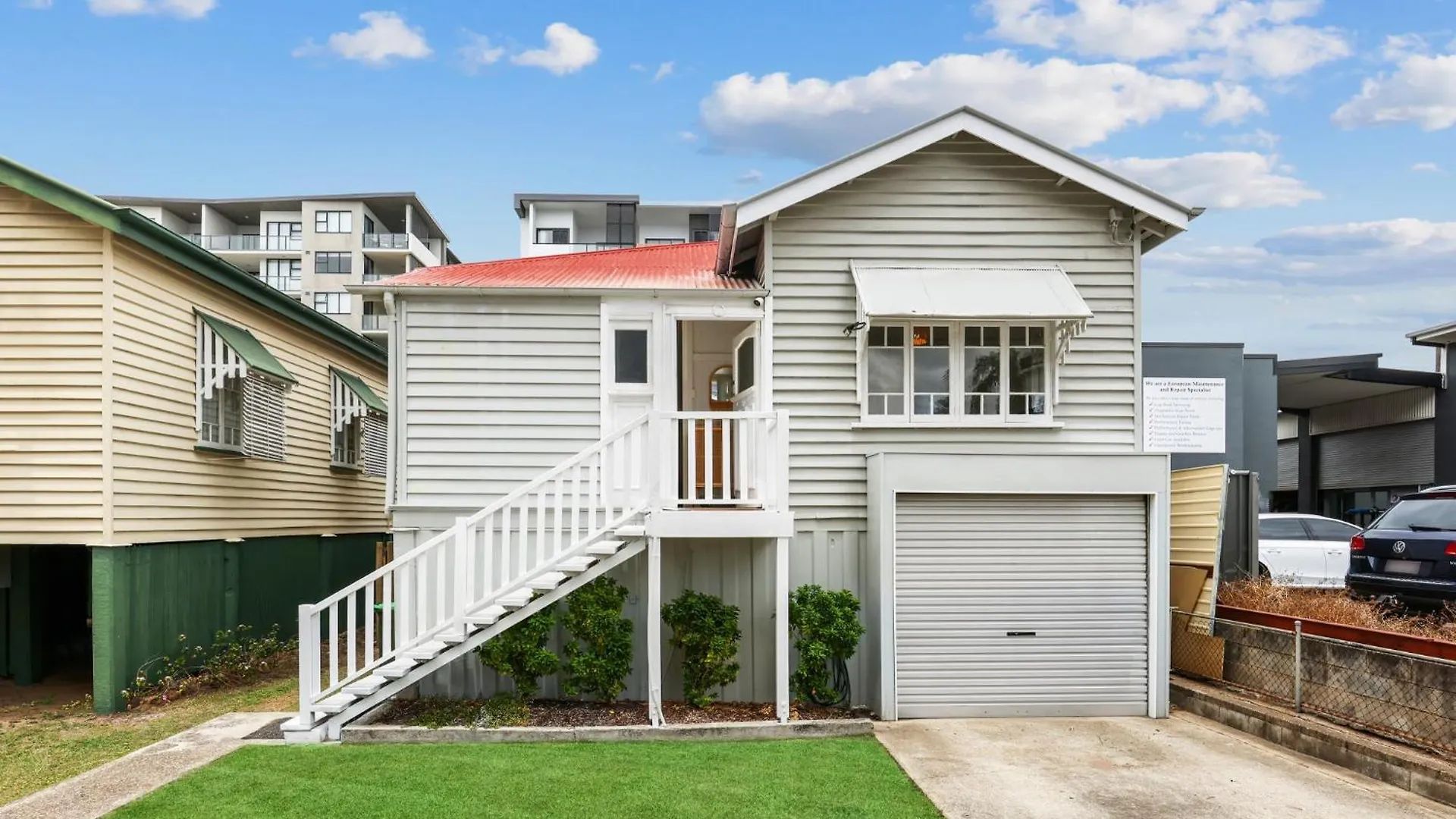 Gorgeous 3-Bed Family Home By Oxenham Park & Shops Brisbane